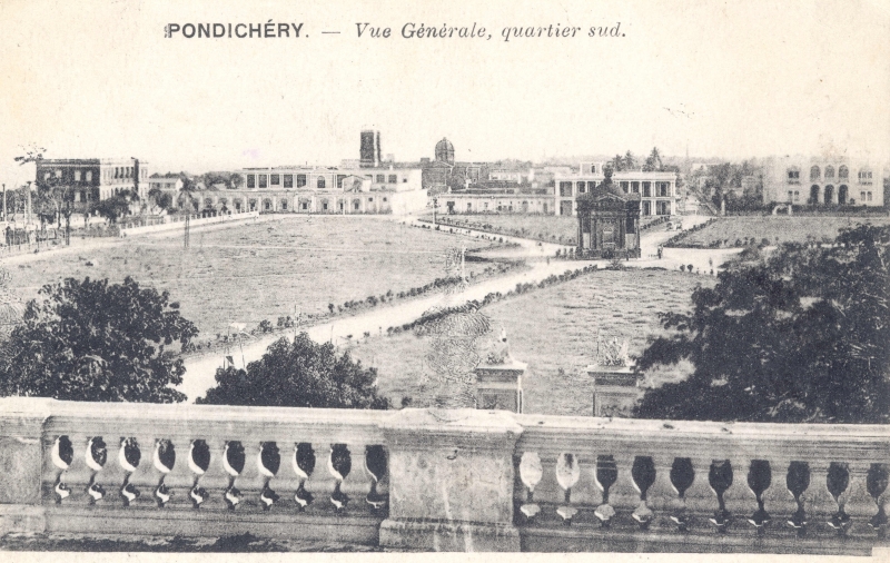 02-05 - Pondichery - place gouvernement - sud - 1